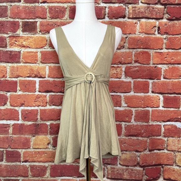 Michael Kors Women's Top Beige Sleeveless Blouse Size XS Low‎ V Neck - Picture 1 of 12